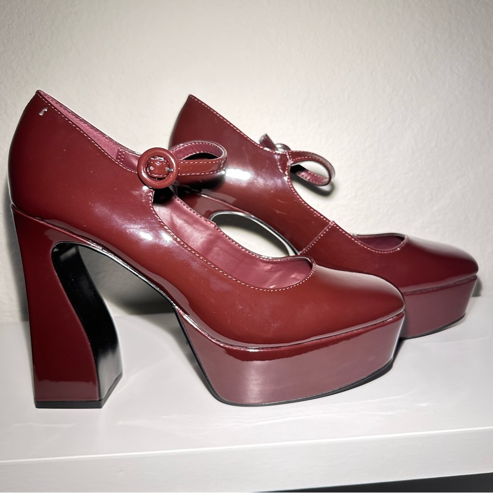 Nine West platform Mary Janes 🤩